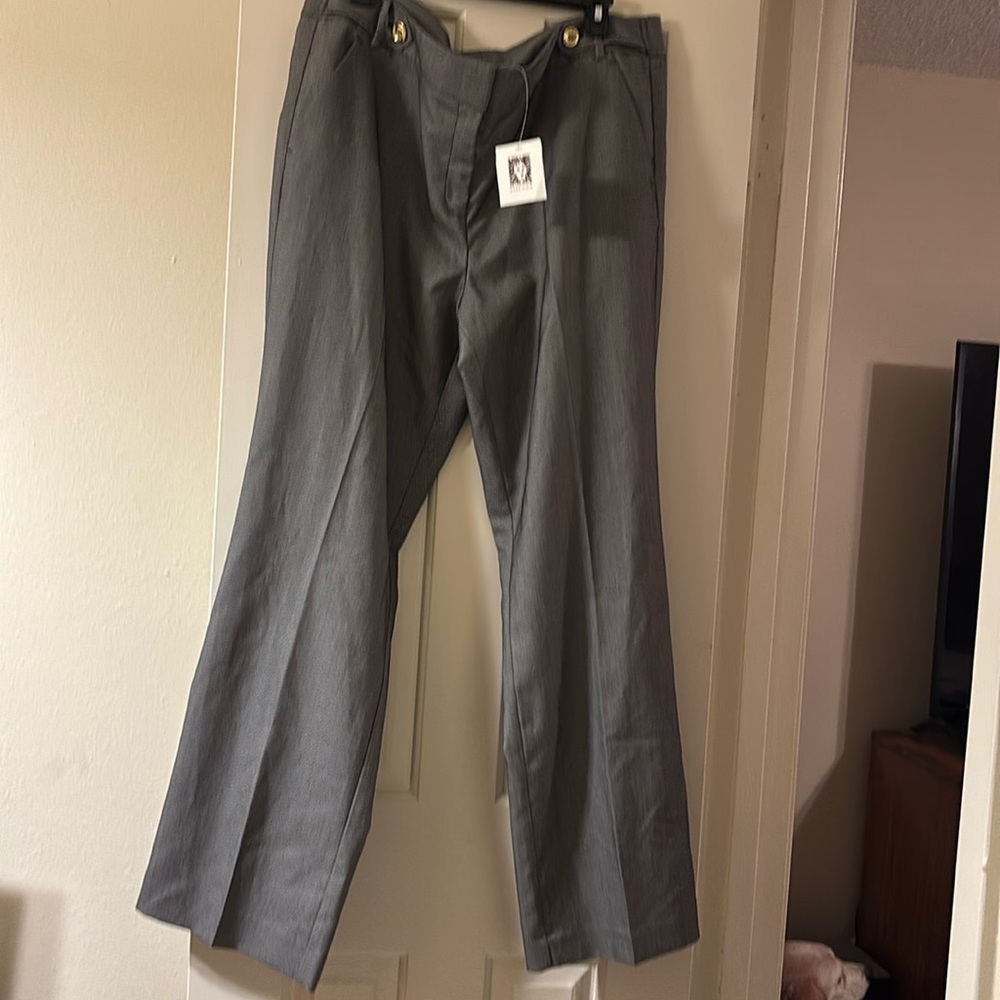 NWT Anne Klein SZ 16 trousers black and creme.
